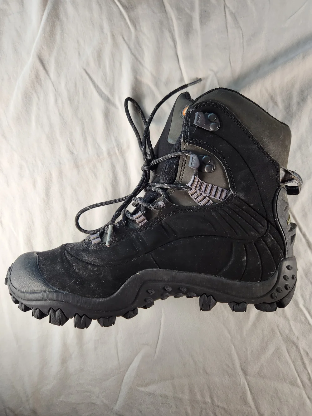 Merrell Waterproof Thinsulate Ultra 400g Vibram Hiking Boots US Mens Size 7